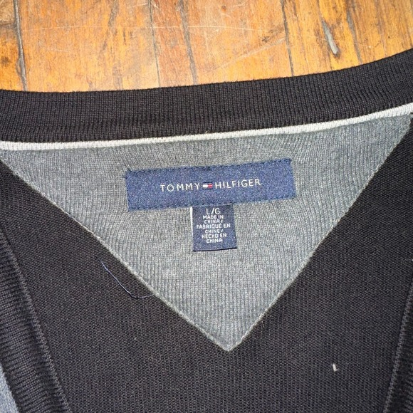 Tommy Hilfiger Cardigan Sweater Men's Large Black Checkered V Neck Button Front - Picture 3 of 8